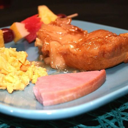 Chocolate Turtle B&B Corrales ภายนอก รูปภาพ