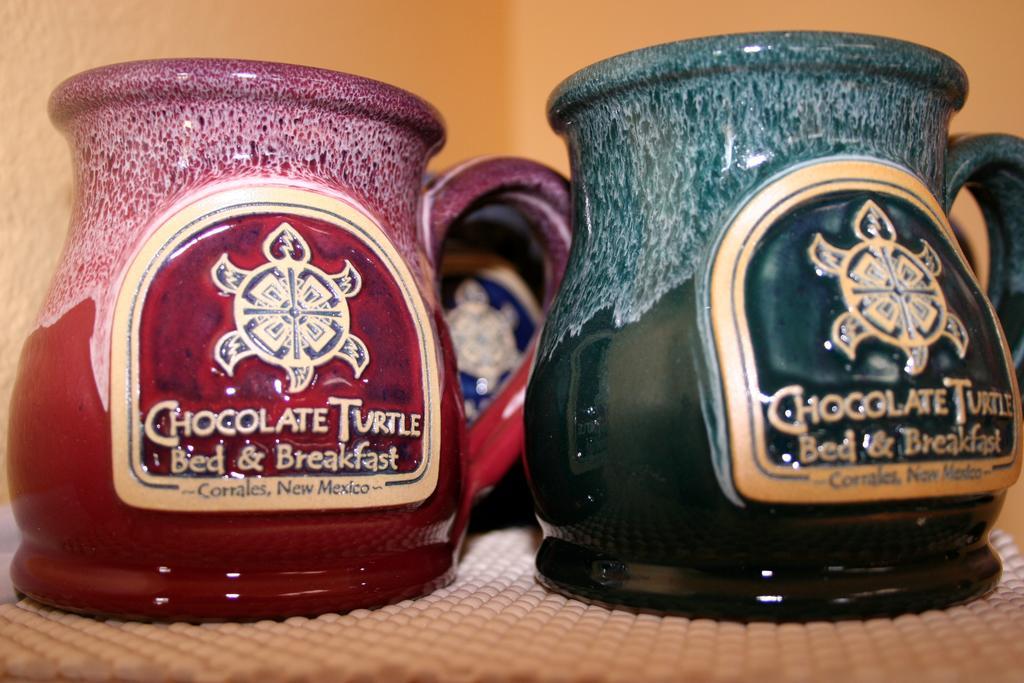 Chocolate Turtle B&B Corrales ภายนอก รูปภาพ
